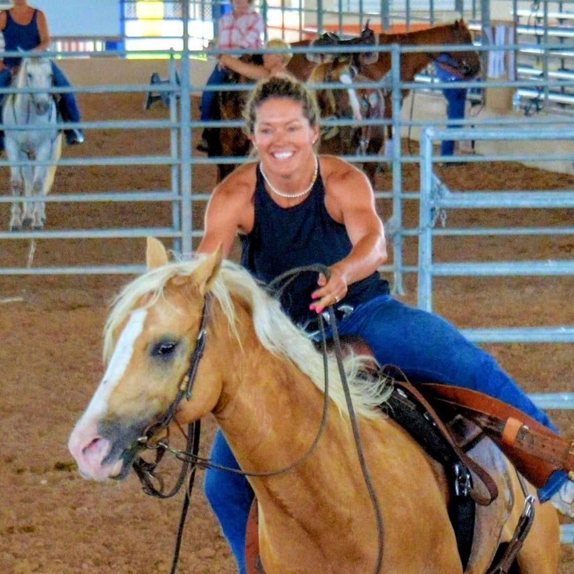 Nikki Jeans Happy Horse Ranch