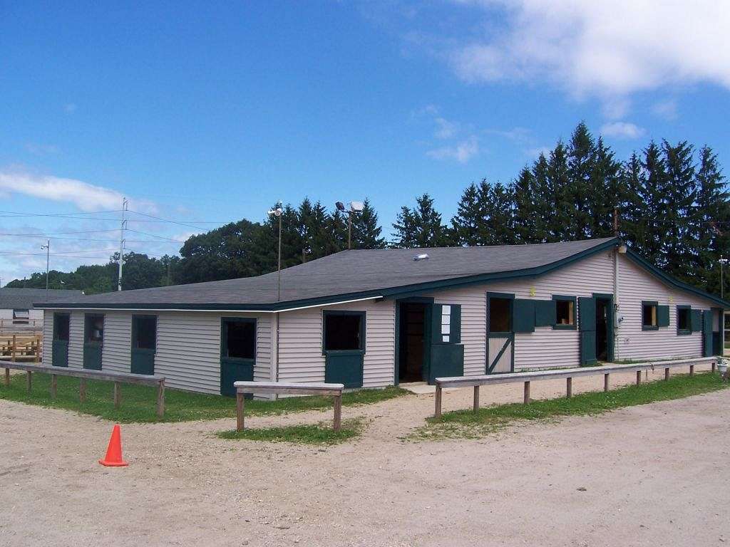 Greenlawn Equestrian Center on EquineNow