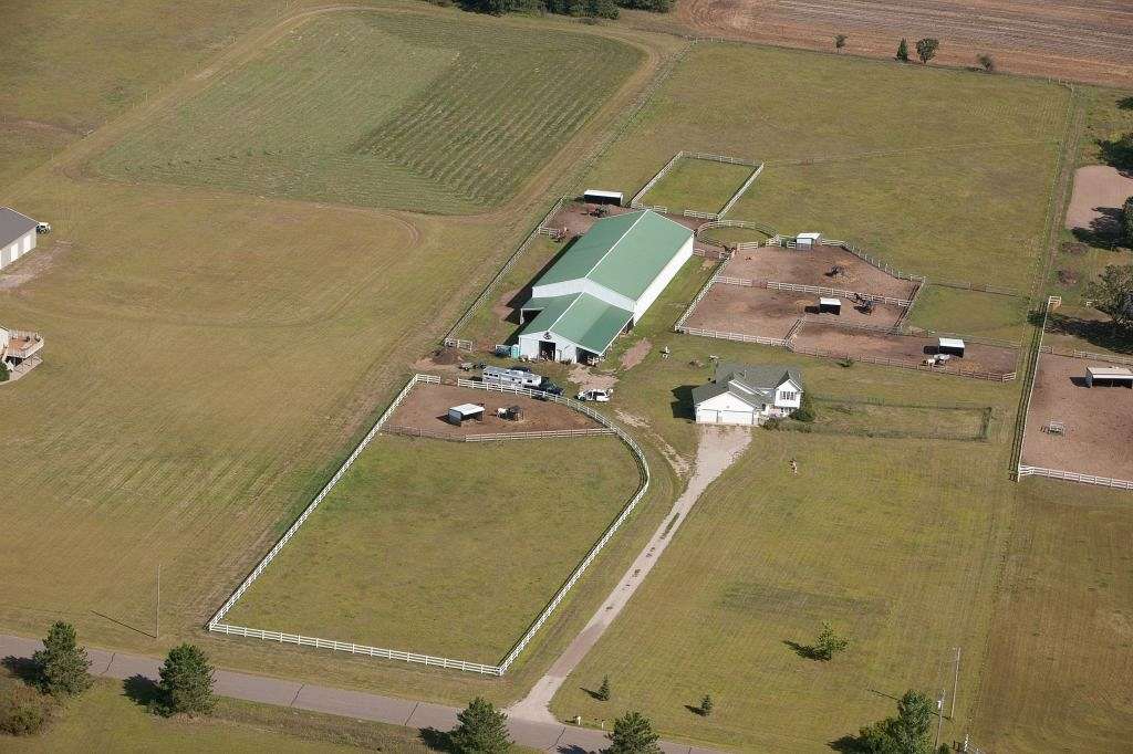 10 Acre Horse Farm Stacy Minnesota on EquineNow