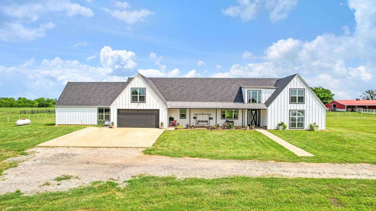 114 Acre Property Auction in Durant, OK