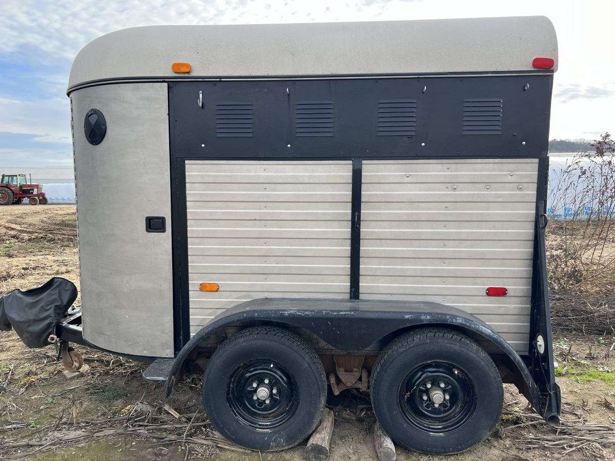 1973 2 horse straight load