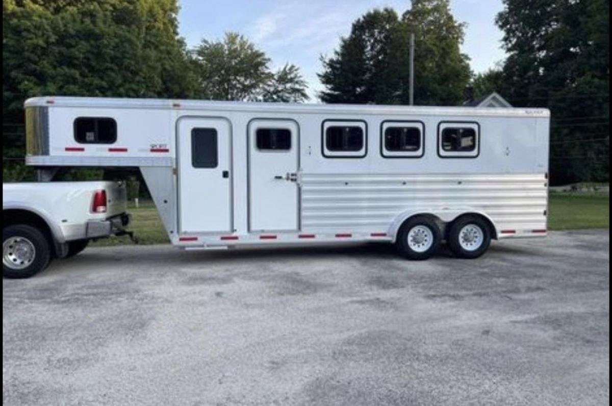 2010 Exiss sport 4 horse