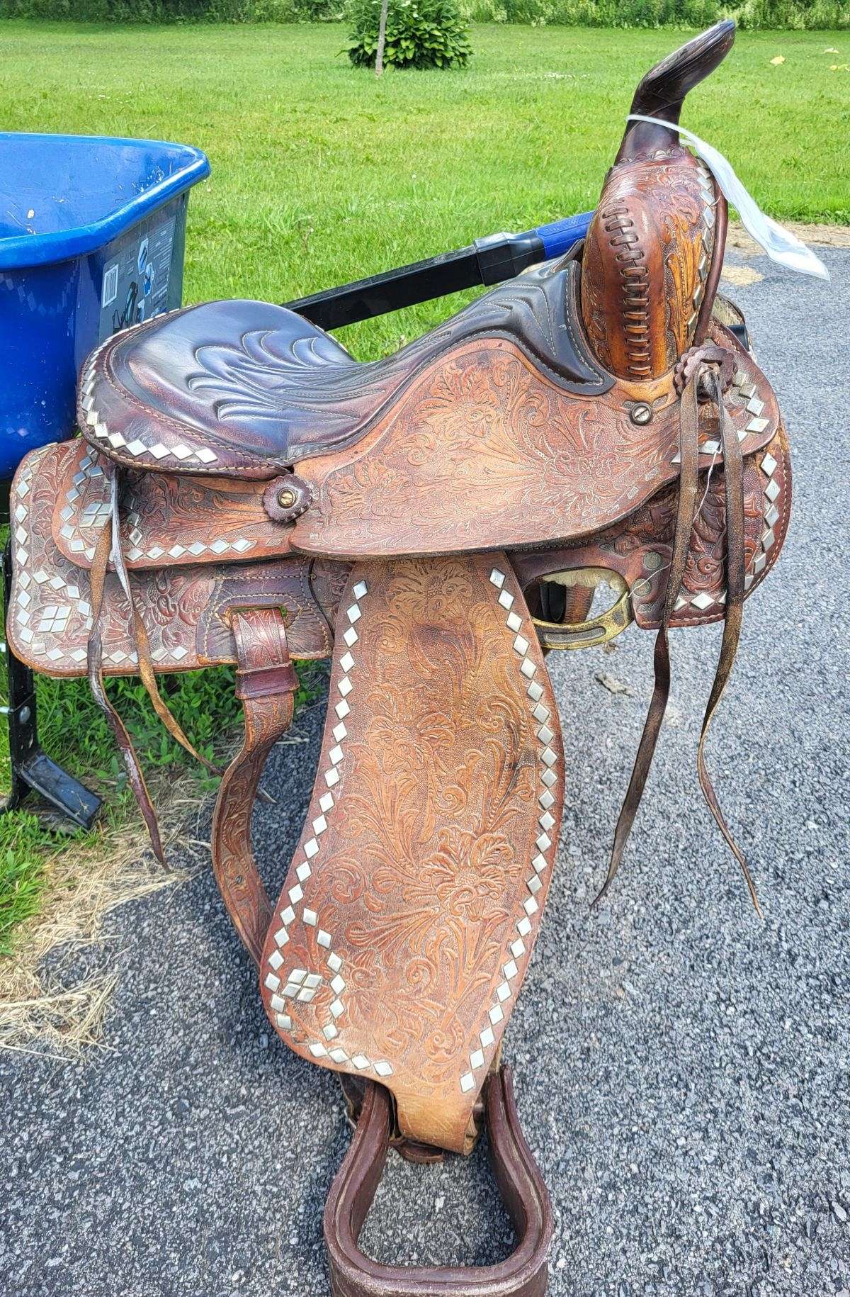Vintage/Antique Western Saddle