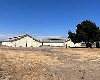 equine-horse-property-in-ca-95361