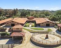 5-bedroom-equine-properties-in-ramona-ca