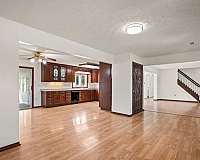 equine-acreage-with-home