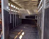 4-horse-trailer-with-air-conditioning-slant-load