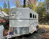 horse-trailer-made-of-aluminum