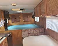 bed-trailer-in-dugger-in