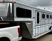 gooseneck-trailer-in-cumby-tx