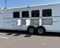 fifth-wheel-trailer-in-larchwood-ia