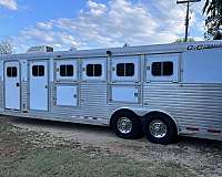 gooseneck-trailer-in-hunt-tx