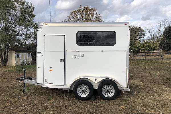 2020 Kingston Elite 2 horse trailer