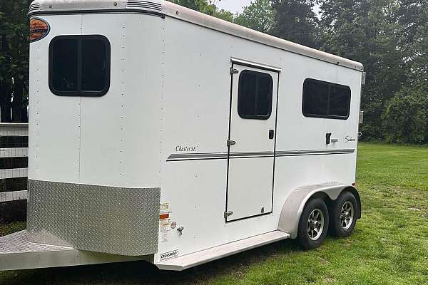 White 2016 Charter Se Sundowner Trailer