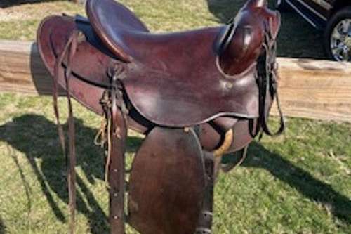 Vintage H. R. Miller Saddle!