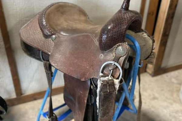 Reduced Combine Cutting Saddle