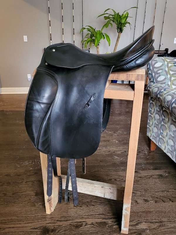 passier-sidesaddle-english-saddles