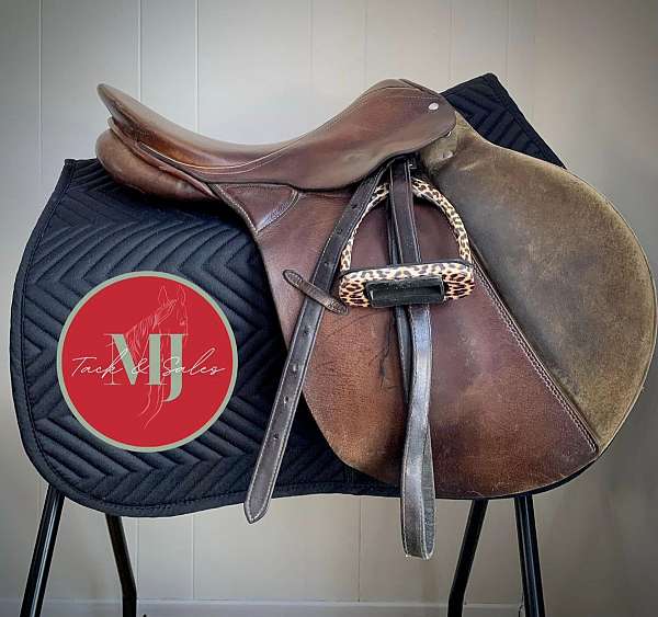 17-inch-english-saddles-in-cheltenham-on