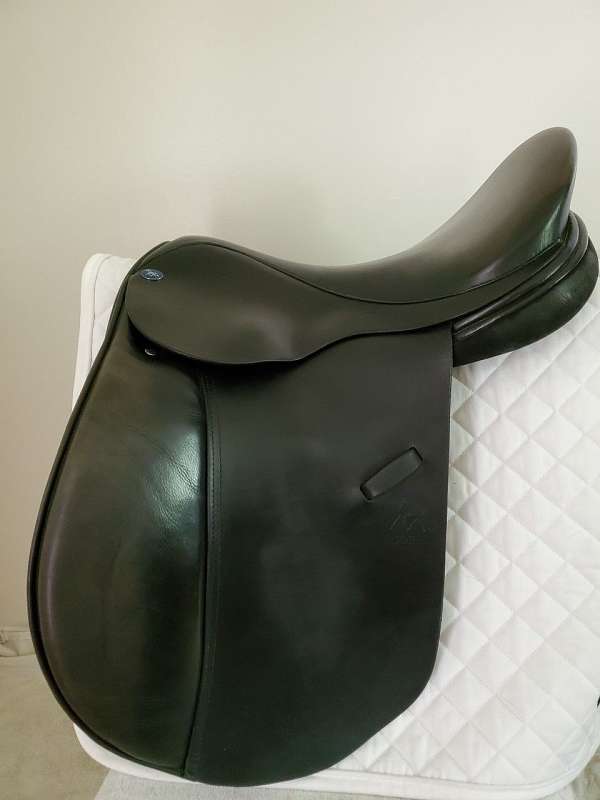 baines-english-saddles