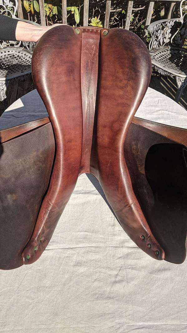 19-inch-english-saddles-in-stratford-ct