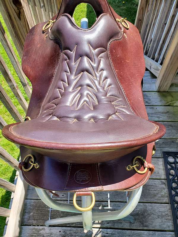 brown-english-saddles-in-wrightsville-pa