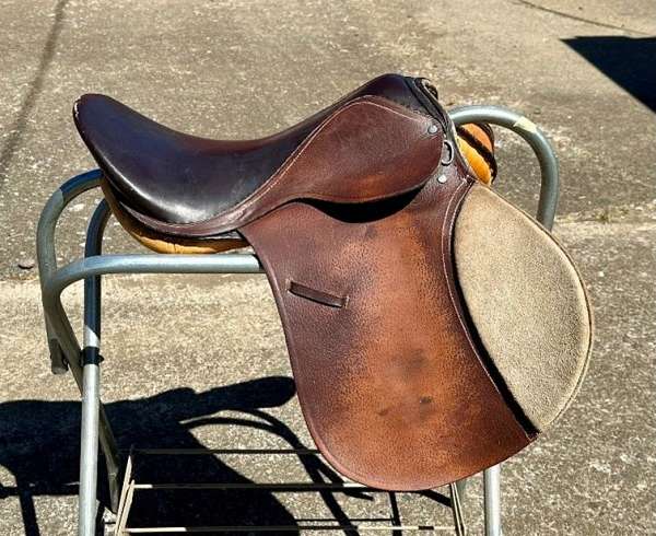 brown-blue-ridge-english-saddles