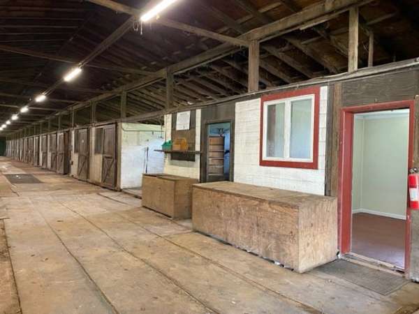 equine-properties-for-sale-in-annandale-nj
