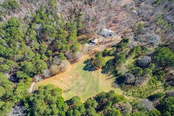 equine-acreage-with-home