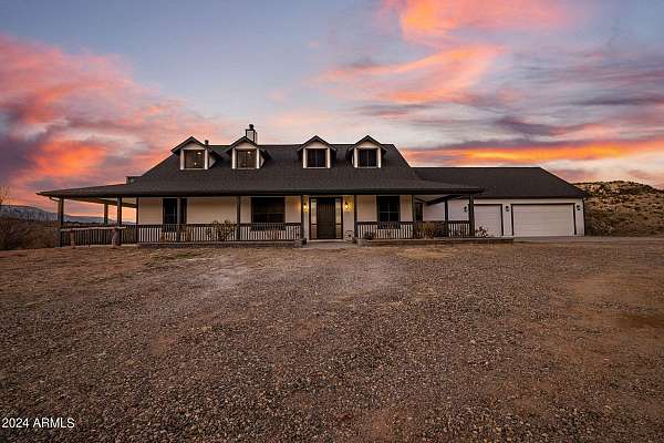 equine-acreage-with-home-in-camp-verde-az