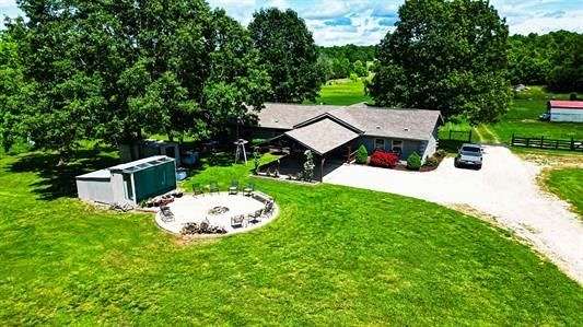 equine-acreage-with-home-in-glencoe-ar