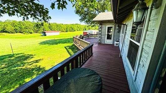 equine-acreage-with-home