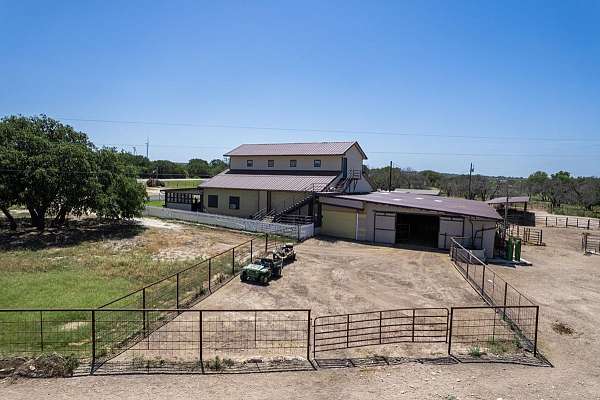 6-bedroom-equine-properties