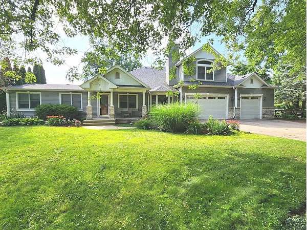 equine-acreage-with-home-in-west-chicago-il