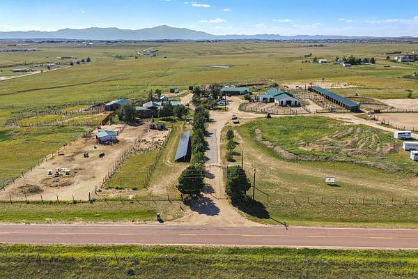 ranch-horse-property