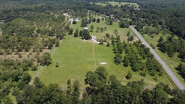 equine-acreage-with-home-in-hawthorne-fl