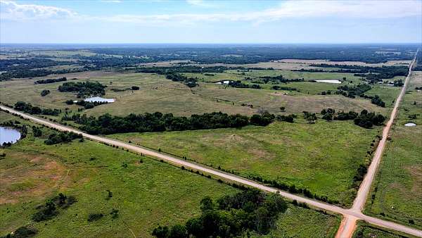 4-bedroom-equine-pasture-land