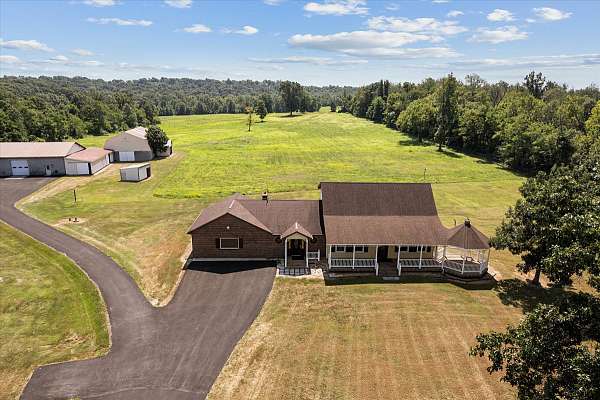4-bedroom-equine-properties-in-gerrardstown-wv