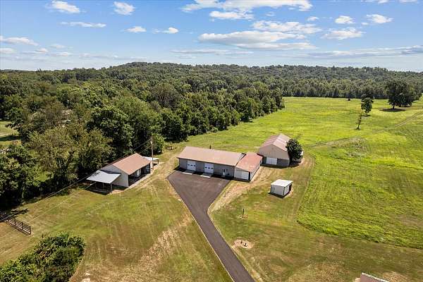 raised-ranch-homes-properties-in-gerrardstown-wv