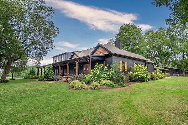 equine-acreage-with-home-in-winterville-ga