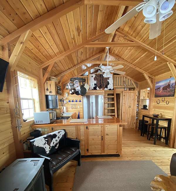 1-bedroom-equine-properties-in-dupuyer-mt