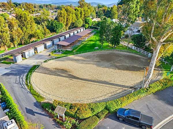 equine-horse-property-in-orange-ca