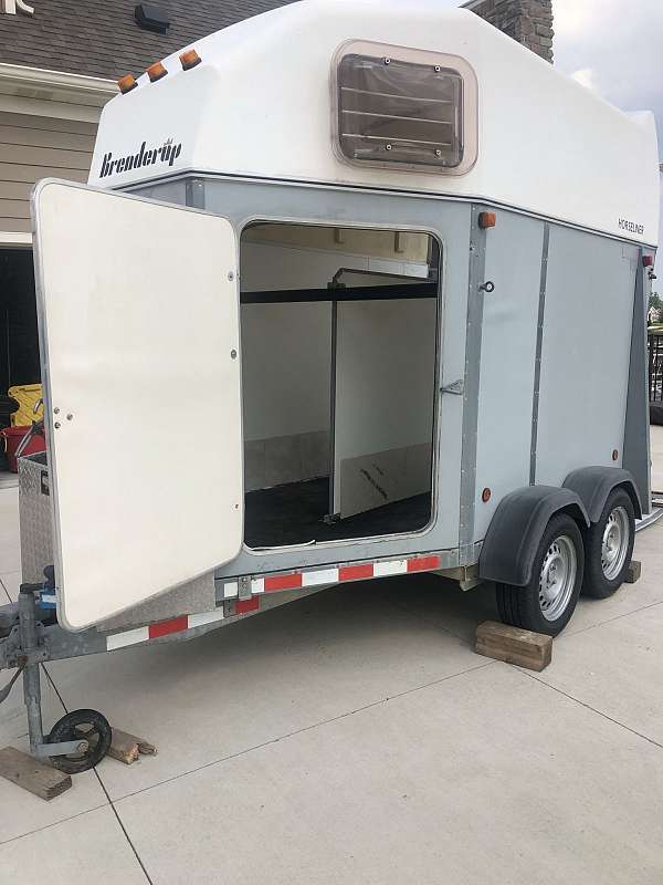 escape-door-trailer-in-fort-wayne-in