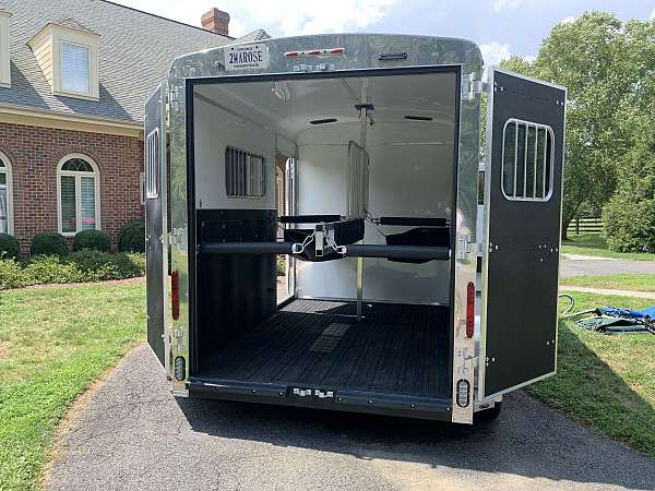 2018-horse-trailer