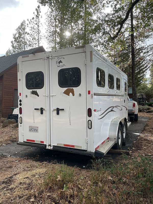 rear-loading-trailer-in-pollock-pines-ca