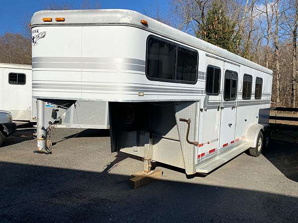 gooseneck-trailer-in-chantilly-va