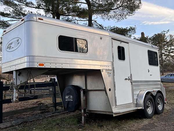 gooseneck-trailer-in-branchburg-nj