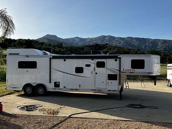 trailer-in-ojai-ca