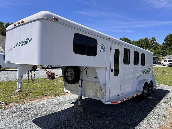 trailer-in-north-carolina