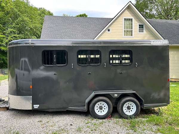 trailer-in-charlestown-in