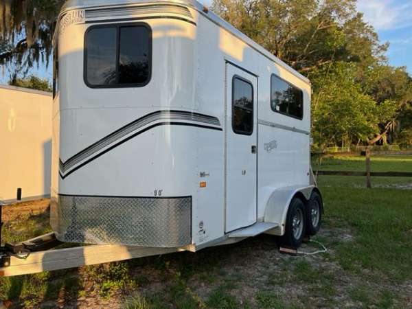 2019-horse-trailer